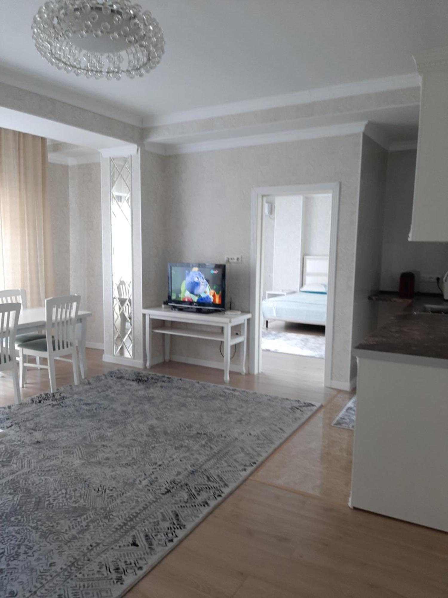 Comfortable Apartment Bischkek Exterior foto